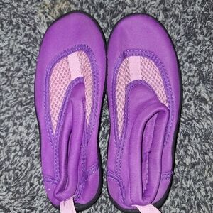 Kids Purple Swim Shoes Size 11
